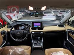 تۆیۆتا ڕاڤ 4